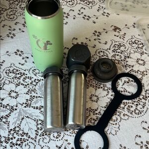 Brand new 32 oz ceres Chill breast milk storage / water Bottle with Accessories